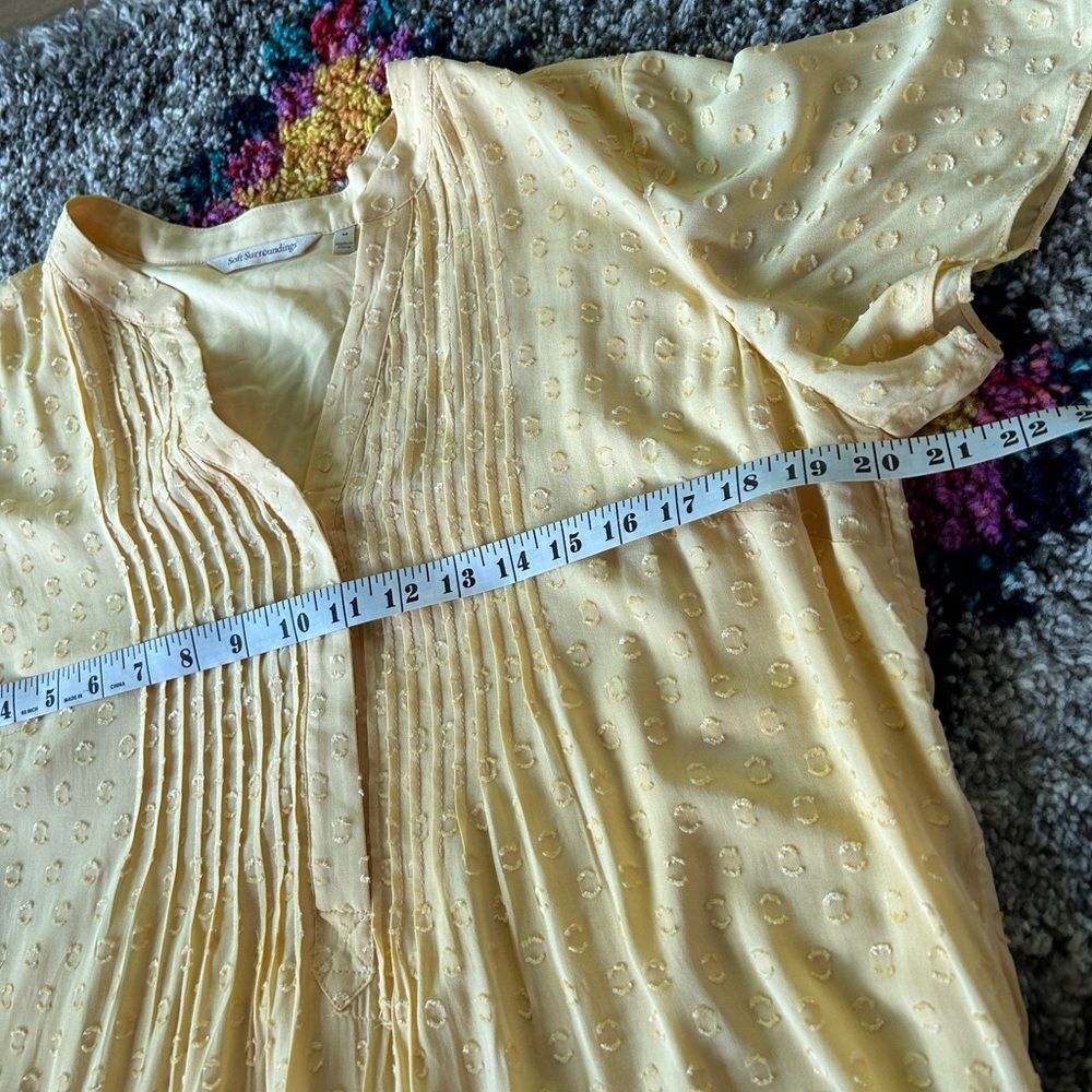 Soft Surroundings yellow short sleeve Swiss dot pullover ‘Offshore Top’ medium - Picture 6 of 13